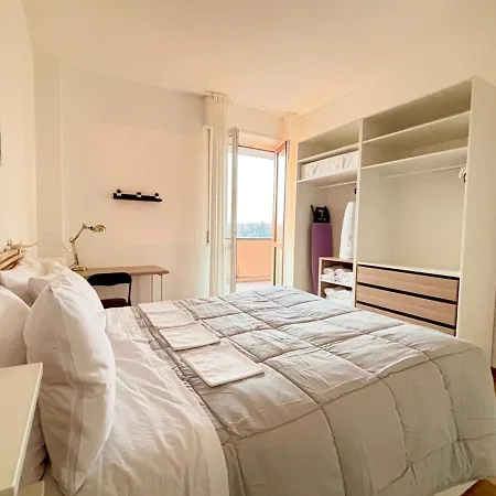 Bellavista Apartment *